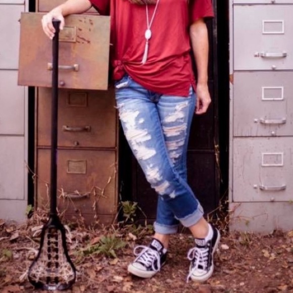 American Eagle Outfitters Denim - American Eagle distressed artist crop jeans